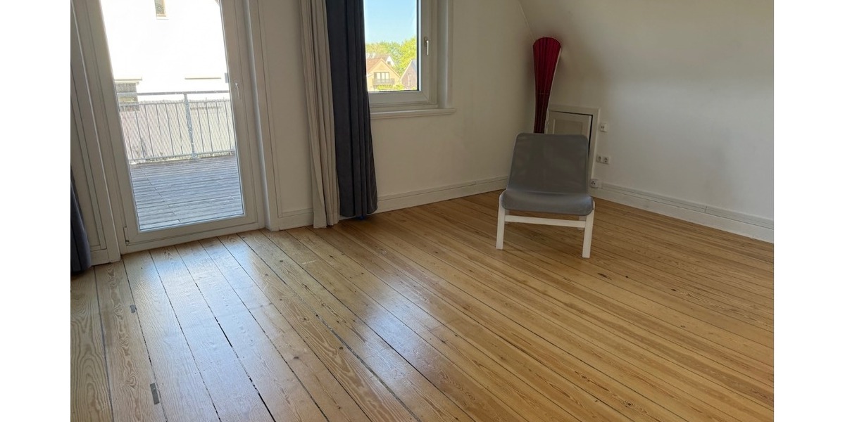 Renovierte Wohnung mit Dachterrasse - Dachgeschoßwohnung Hamburg Harburg | Angebot:26748304