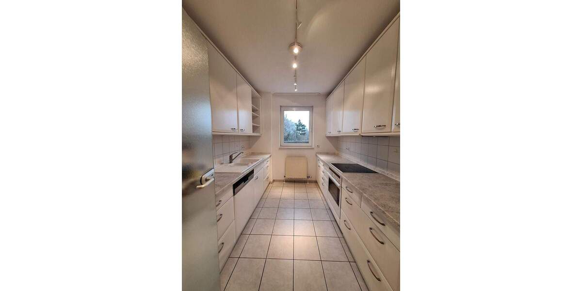 Etagenwohnung Kaiserslautern Innenstadt - 3 Zimmer, 95 m&sup2;, 1.000&euro; | Angebot:24689178