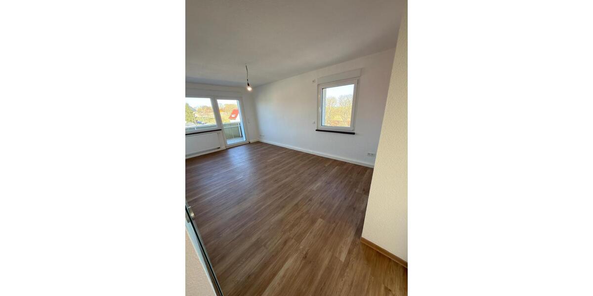 Etagenwohnung Hettstedt - 4 Zimmer, 72 m&sup2;, 645&euro; | Angebot:26001642