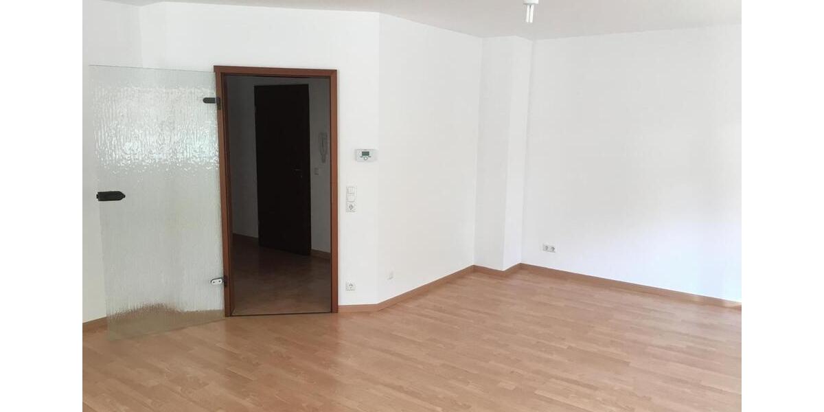 Etagenwohnung Ingelheim am Rhein - 3 Zimmer, 96 m&sup2;, 1.250&euro; | Angebot:26286695