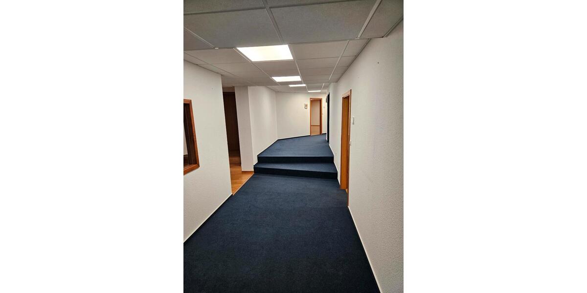 Gewerbeobjekt Salzkotten - 1.850&euro; | Angebot:24356017