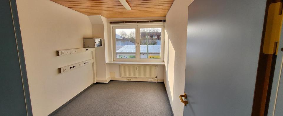 Gewerbeobjekt Bad Vilbel - 2.200&euro; | Angebot:25841450