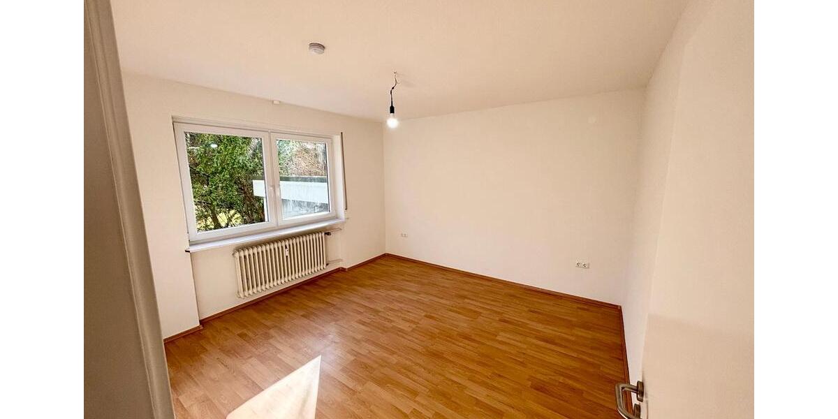 Hochparterre Bad Bergzabern - 2 Zimmer, 70 m&sup2;, 750&euro; | Angebot:26479720