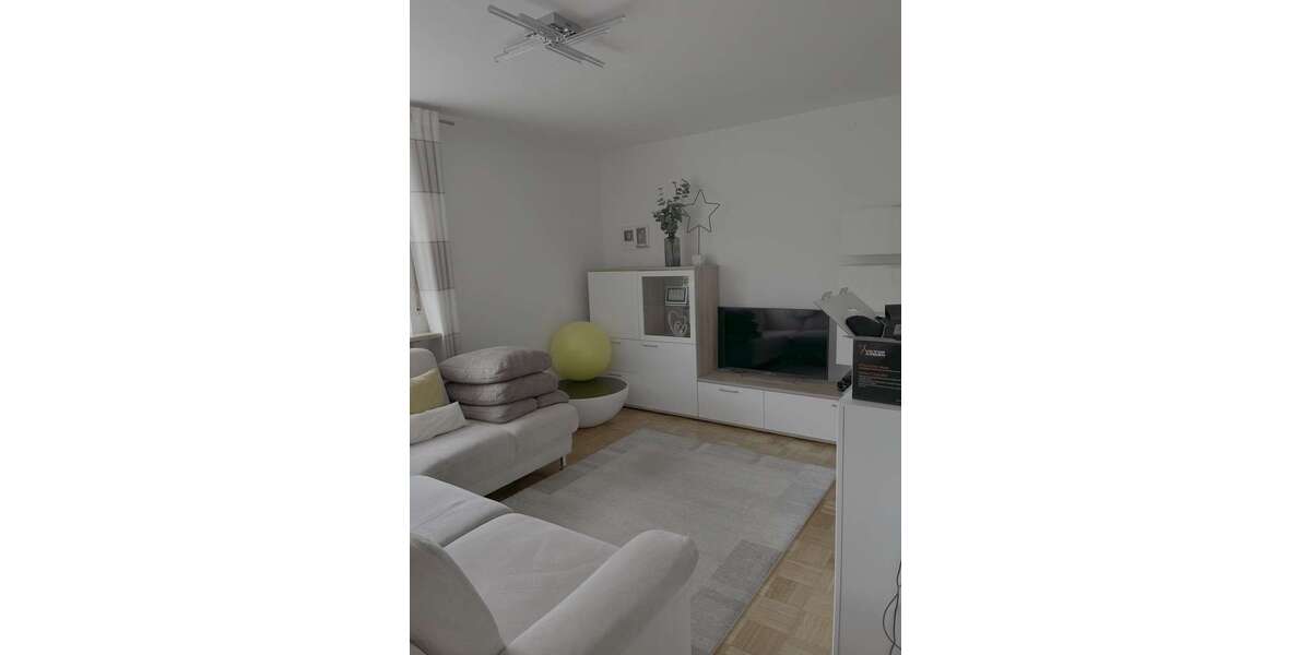 Etagenwohnung Amberg - 4 Zimmer, 85 m&sup2;, 925&euro; | Angebot:27101096
