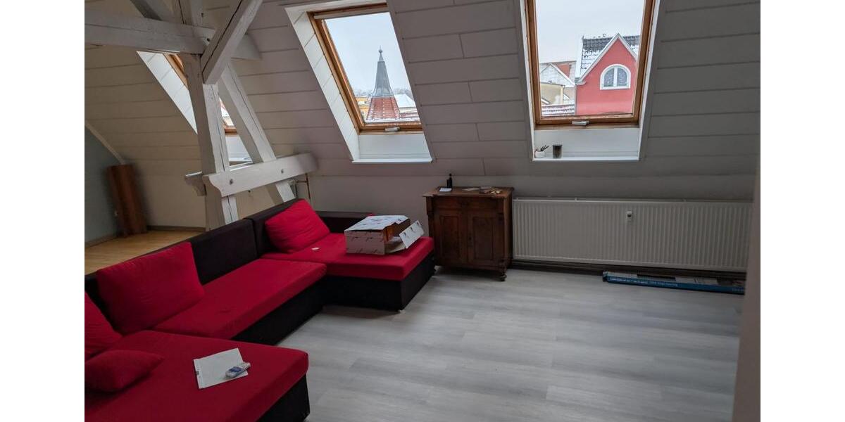 Dachgeschoßwohnung Rathenow - 3 Zimmer, 83 m&sup2;, 580&euro; | Angebot:24943910