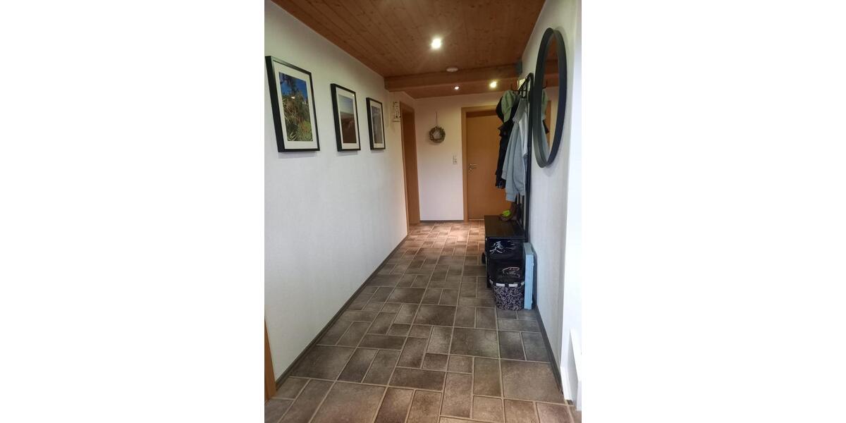 Etagenwohnung Seesen - 3 Zimmer, 83 m&sup2;, 540&euro; | Angebot:24979534