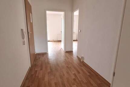 Wohnung Schönebeck Schönebeck-Salzelmen - 4 Zimmer, 66 m&sup2;, 399&euro; | Angebot:27055696