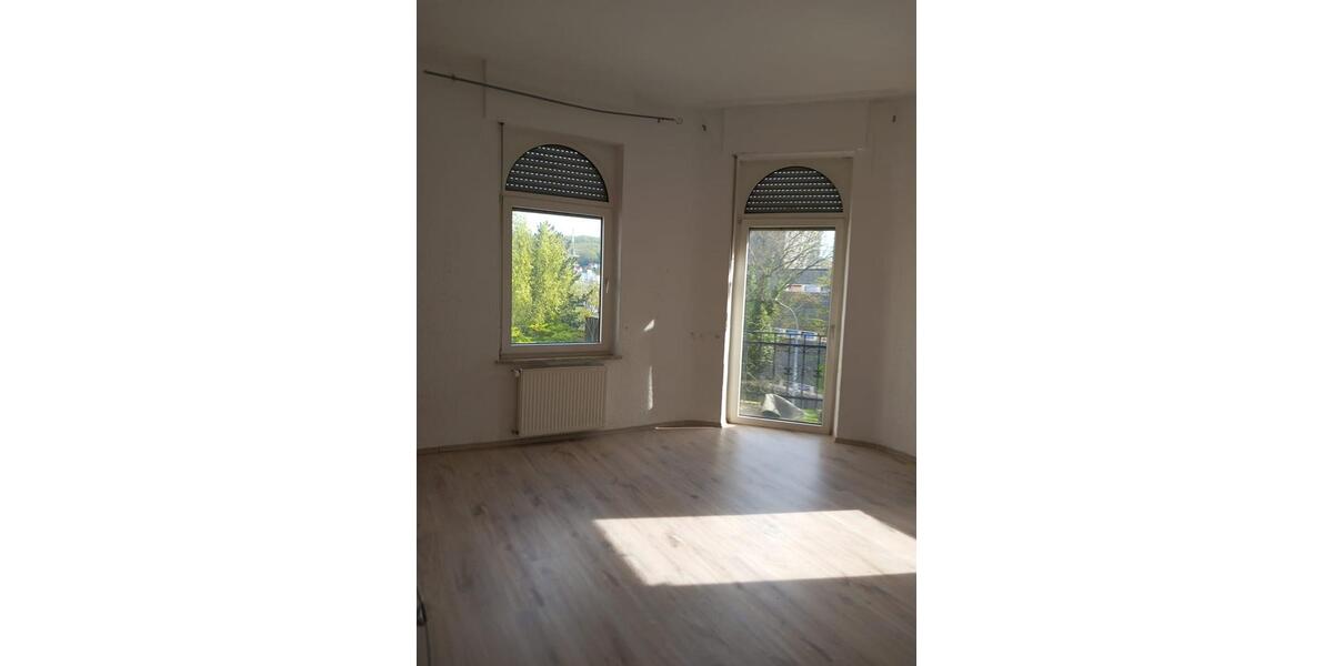 Erdgeschoßwohnung Neunkirchen - 3 Zimmer, 95 m&sup2;, 600&euro; | Angebot:25893418