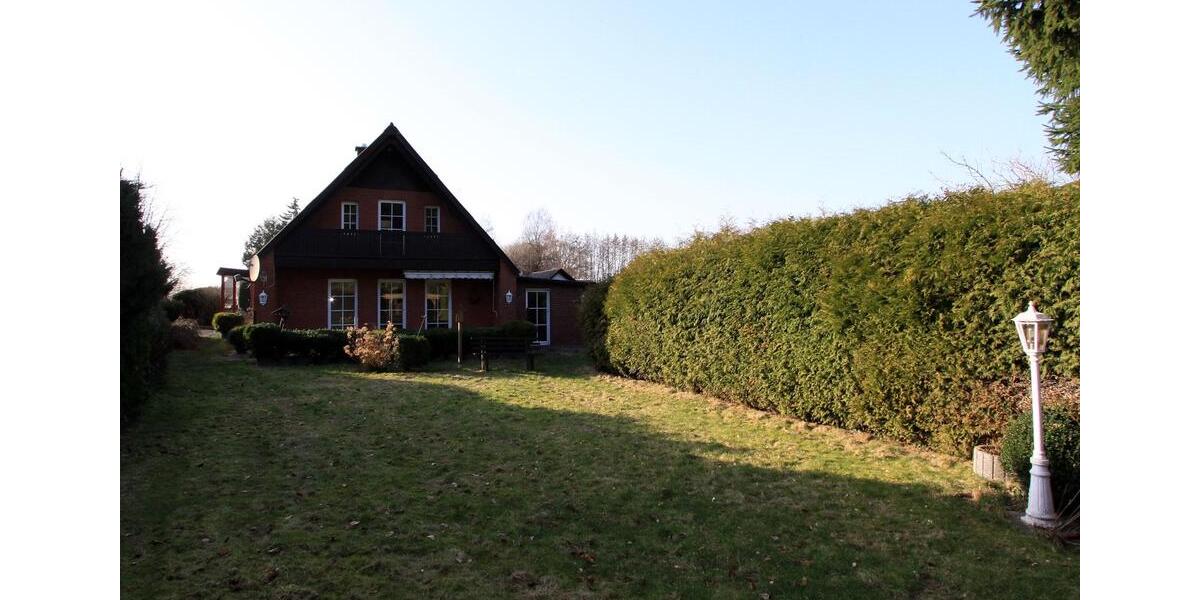 Doppelhaushälfte Blekendorf - 5 Zimmer, 178 m&sup2;, 1.500&euro; | Angebot:25591108