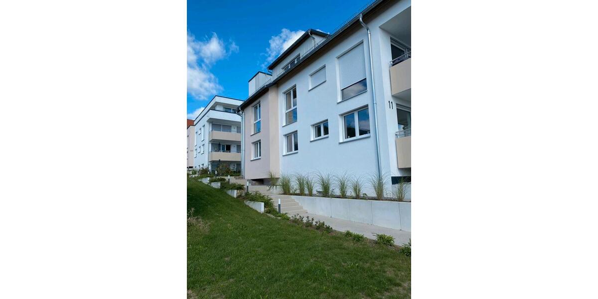 Wohnen auf Zeit Herrenberg - 3 Zimmer, 75 m&sup2;, 690&euro; | Angebot:26543665