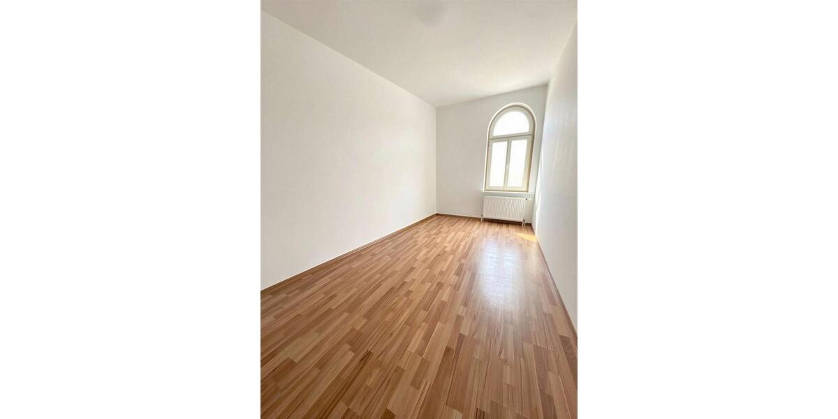 Etagenwohnung Magdeburg - 4 Zimmer, 111 m&sup2;, 1.099&euro; | Angebot:26644722