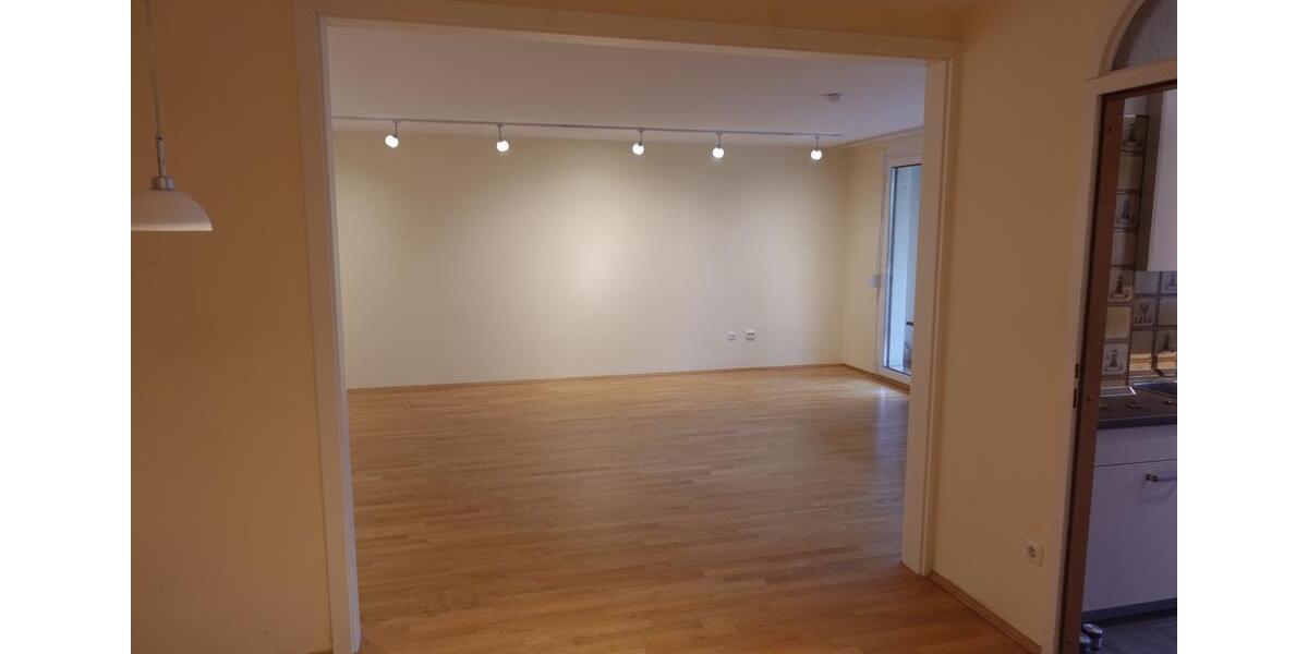 Hochparterre Fürstenfeldbruck - 3 Zimmer, 87 m&sup2;, 1.680&euro; | Angebot:25151889