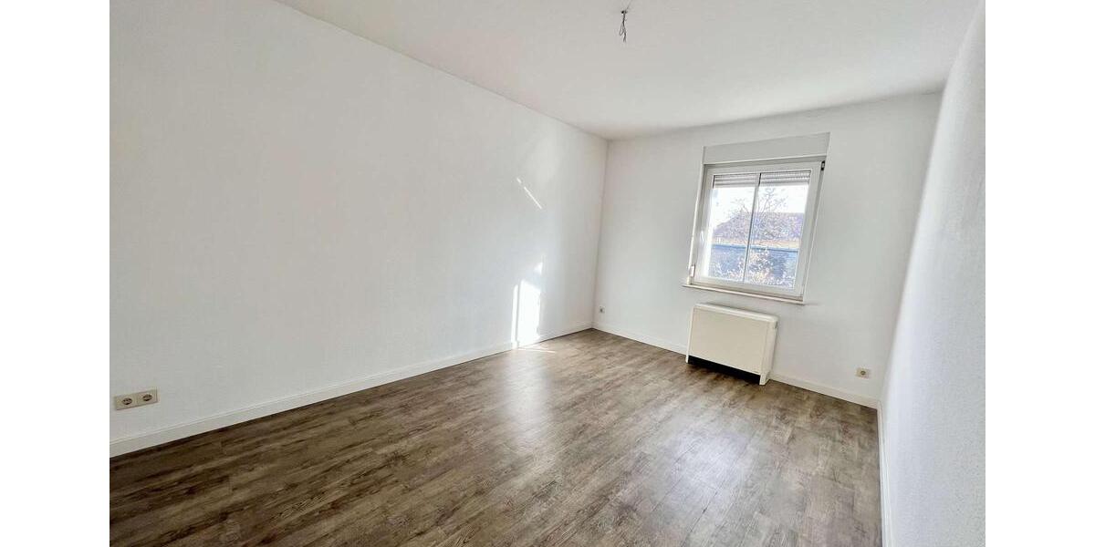 Etagenwohnung Grimma - 3 Zimmer, 94 m&sup2;, 660&euro; | Angebot:24875898