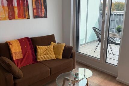 Möblierte Penthouse Wohnung mit Tiefgaragenstellplatz 2 zimmer