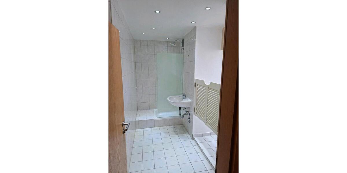 Dachgeschoßwohnung Aschaffenburg Österreicher Kolonie - 4 Zimmer, 71 m&sup2;, 960&euro; | Angebot:26698828