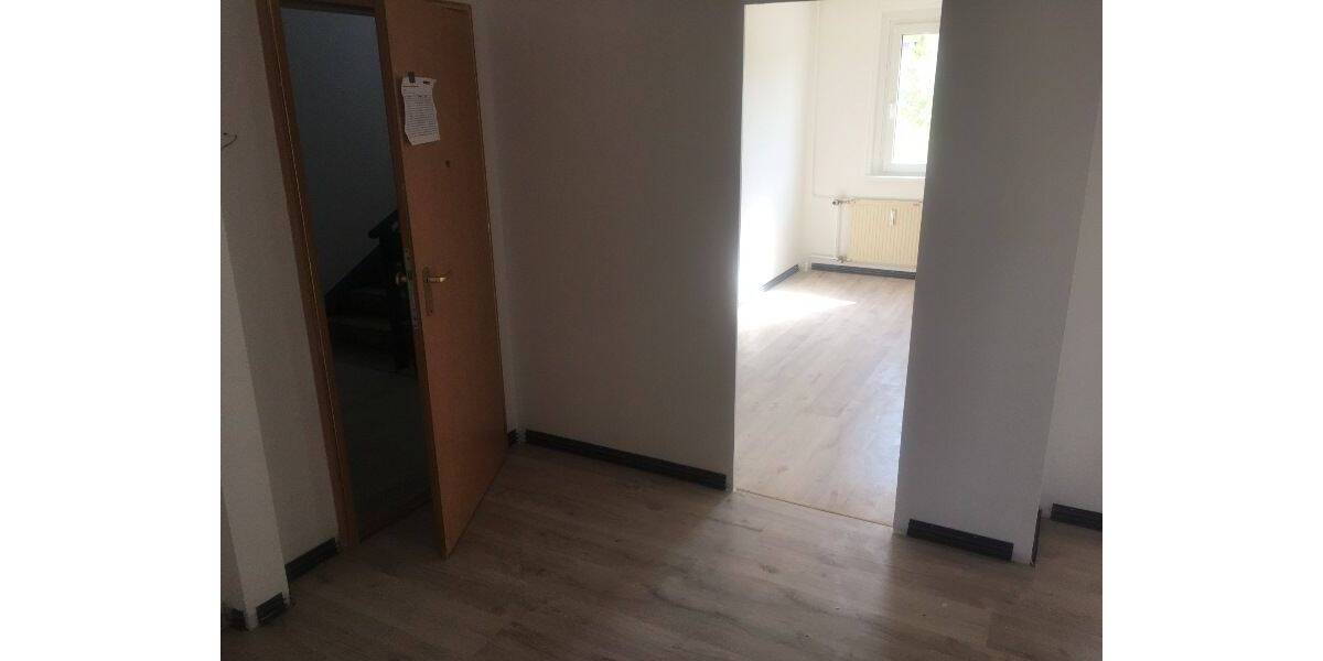 Etagenwohnung Brandenburg an der Havel Hohenstücken - 6 Zimmer, 123 m&sup2;, 860&euro; | Angebot:26064541