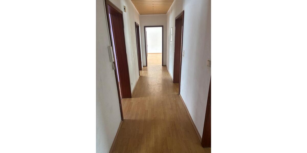 Großzügige 4-Zimmer-Wohnung in Northeim OT-Sudheim 1 zimmer