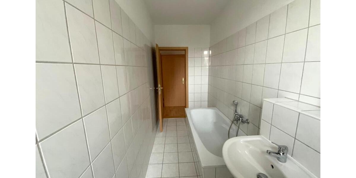 Etagenwohnung Zeitz - 1 Zimmer, 36 m&sup2;, 230&euro; | Angebot:25323705
