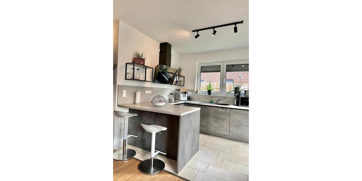 Wohnen auf Zeit Oldenburg Kreyenbrück - 5 Zimmer, 145 m&sup2;, 149&euro; | Angebot:24536048