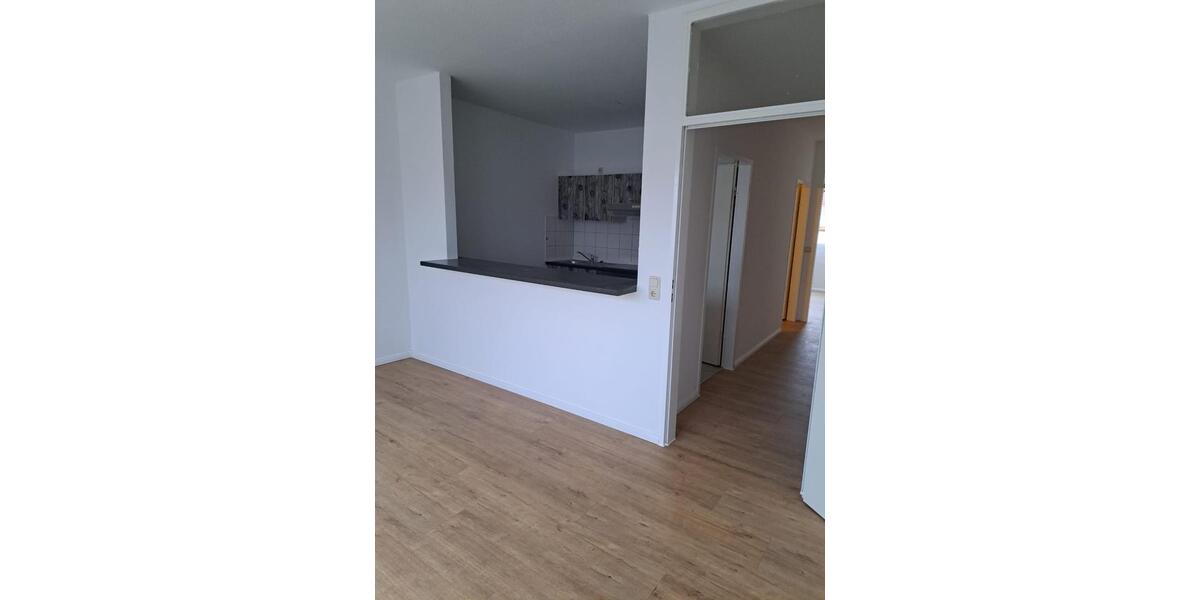 Dachgeschoßwohnung Schwerin Friedrichsthal - 2 Zimmer, 51 m&sup2;, 540&euro; | Angebot:24974218