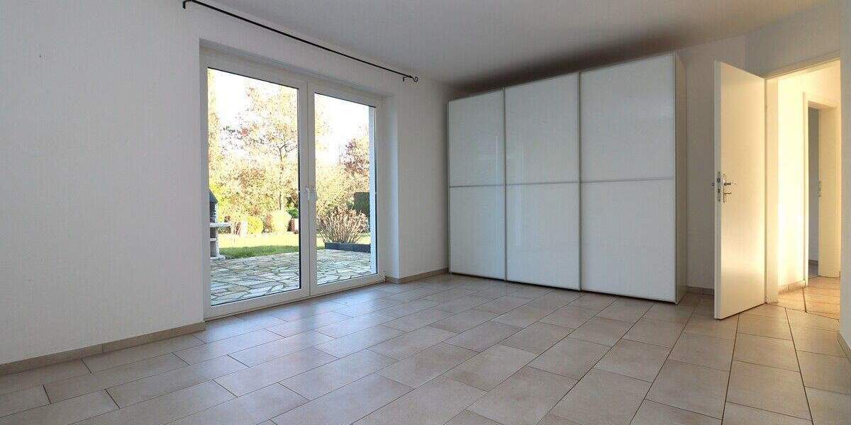 Einfamilienhaus Barmstedt - 6 Zimmer, 201 m&sup2;, 3.000&euro; | Angebot:24596756