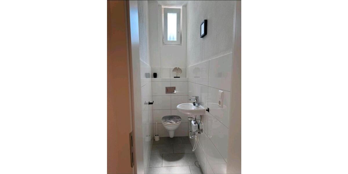 Wohnen auf Zeit Ludwigsburg - 12 Zimmer, 96 m&sup2;, 500&euro; | Angebot:26295164
