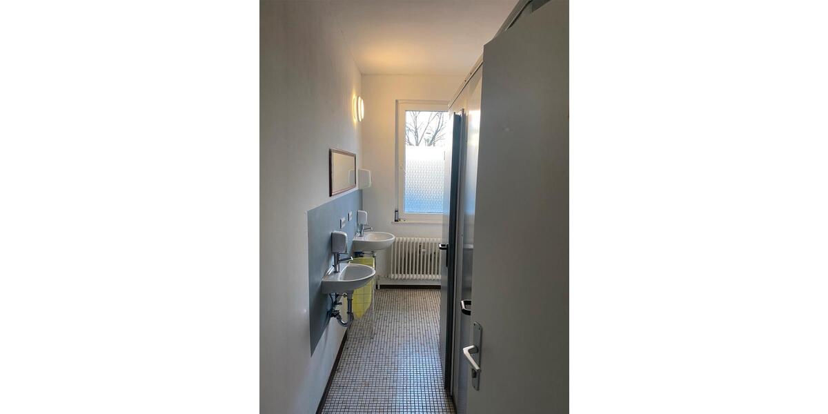 7 ruhige, zentrale Zimmer (bahnhofsnähe) ab 01.01.26 verfügbar 1 zimmer