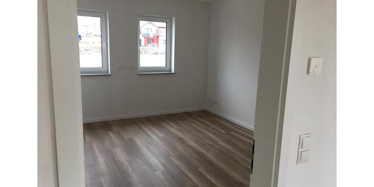 Dachgeschoßwohnung Hünfeld - 4 Zimmer, 98 m&sup2;, 910&euro; | Angebot:26507568
