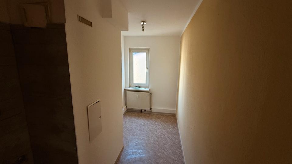 Etagenwohnung Wetter (Hessen) - 2 Zimmer, 78 m&sup2;, 467&euro; | Angebot:25757392