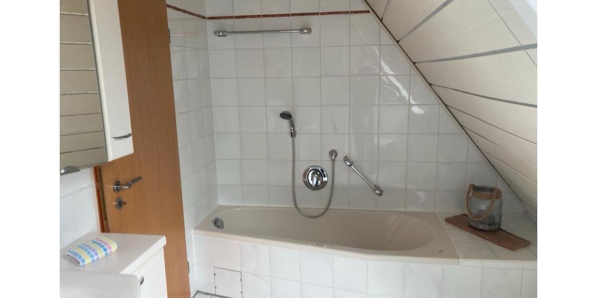 Dachgeschoßwohnung Laufach - 3 Zimmer, 100 m&sup2;, 850&euro; | Angebot:25933657