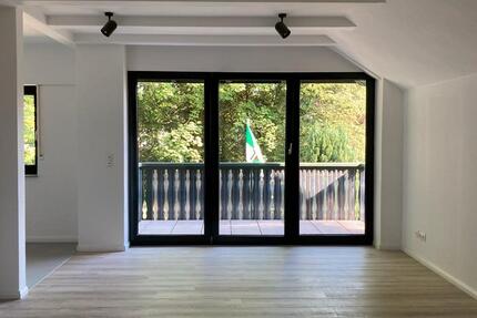 Sanierte 3-ZI-WG inkl. Balkon, Stellplatz & Kellerräumen zimmer