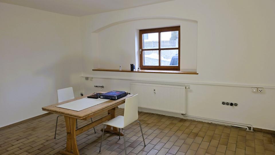 Gewerbeobjekt Tittling - 2 Zimmer, 60 m&sup2;, 390&euro; | Angebot:24468826
