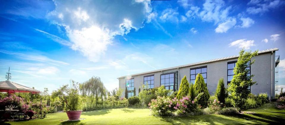 Wunderschöne Büroflächen in atemberaubendem Ambiente zimmer