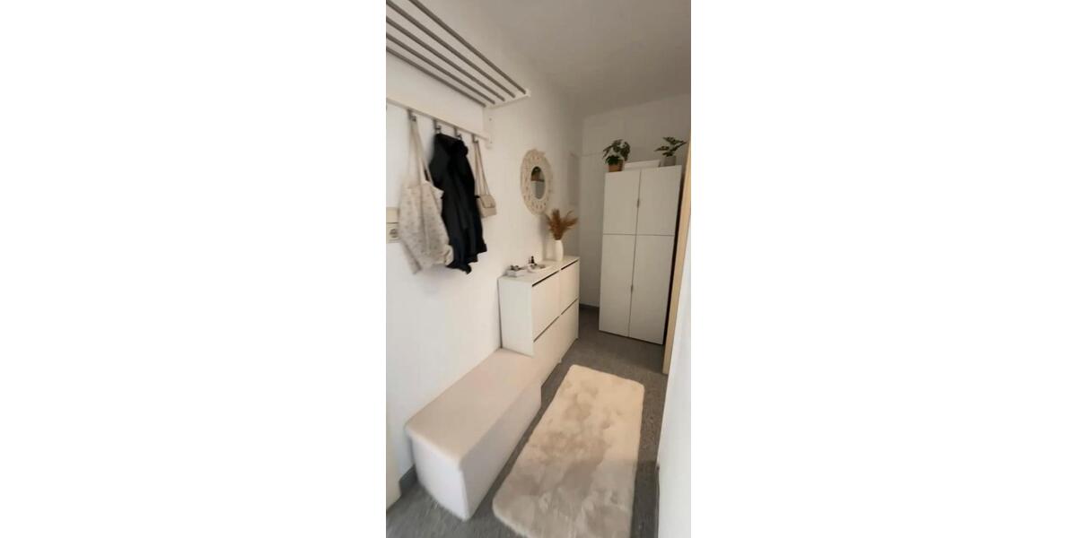 Dachgeschoßwohnung Wilhelmshaven - 1 Zimmer, 46 m&sup2;, 380&euro; | Angebot:26414953