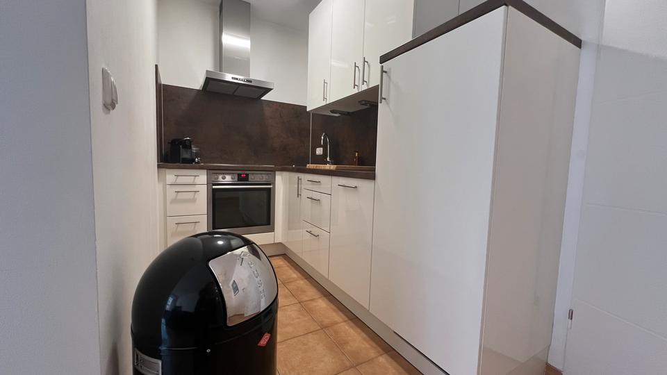 Wohnen auf Zeit Düsseldorf Lörick - 1 Zimmer, 42 m&sup2;, 1.150&euro; | Angebot:26566721