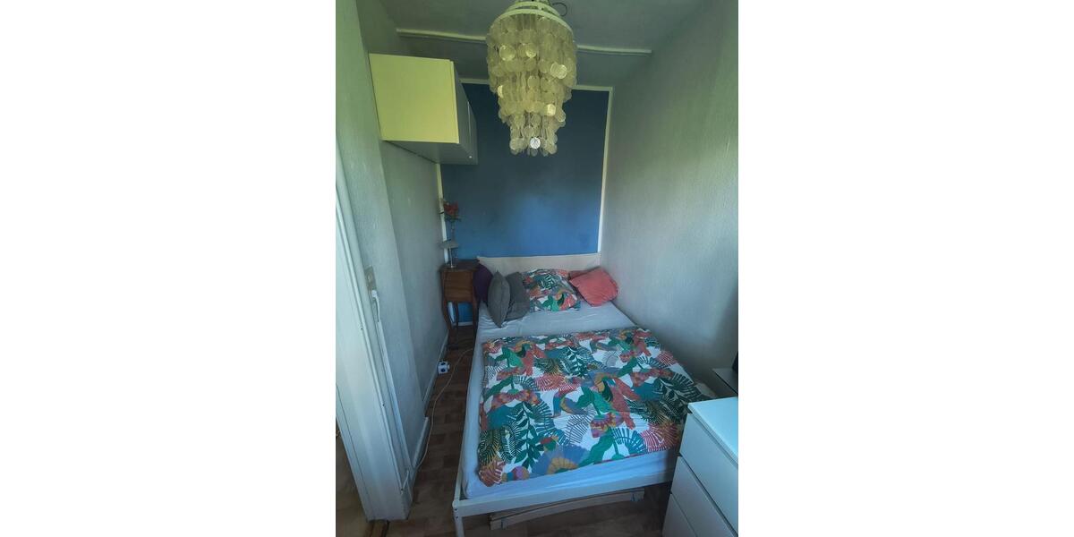 Wohnen auf Zeit Kiel Südfriedhof - 9 Zimmer, 62 m&sup2;, 50&euro; | Angebot:26537237