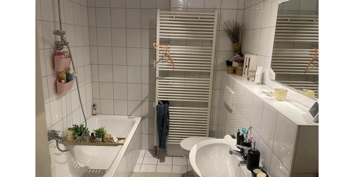 Wohnen auf Zeit Würzburg Dürrbachau - 4 Zimmer, 20 m&sup2;, 500&euro; | Angebot:26365318