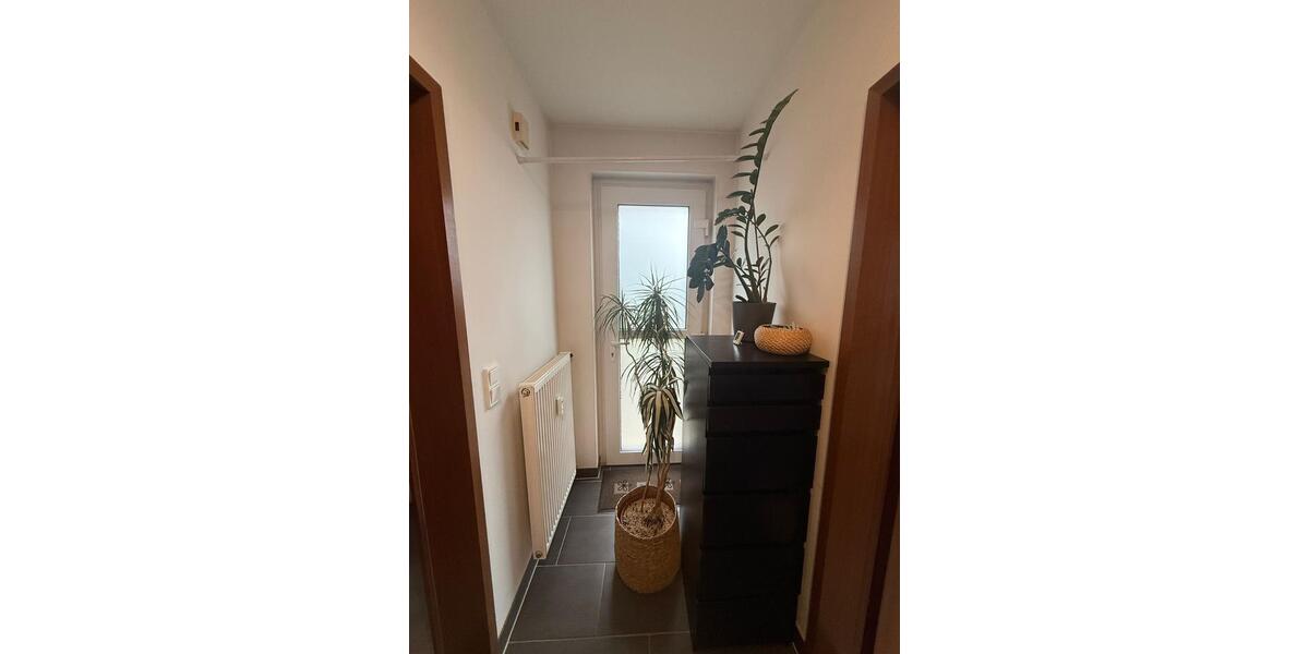 Erdgeschoßwohnung Bad Kreuznach Bad Münster am Stein-Ebernburg - 2 Zimmer, 84 m&sup2;, 1.000&euro; | Angebot:26413018