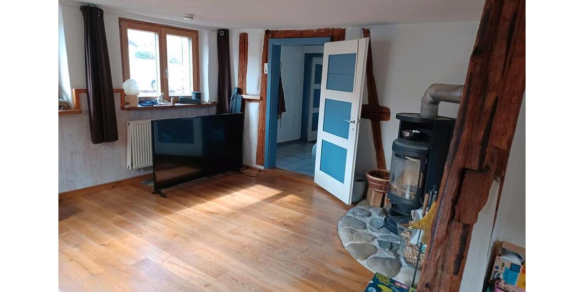 Bauernhaus, Landhaus Wilhelmsdorf - 7 Zimmer, 130 m&sup2;, 2.000&euro; | Angebot:25845678