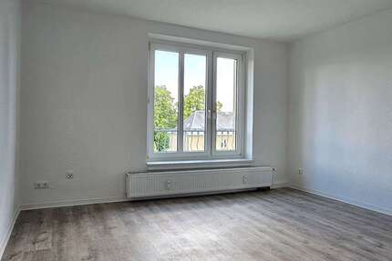 Wohnung Jahnatal Wutzschwitz - 3 Zimmer, 58 m&sup2;, 325&euro; | Angebot:26673456