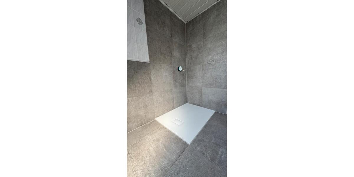 Dachgeschoßwohnung Bergen - 3 Zimmer, 90 m&sup2;, 840&euro; | Angebot:25394128