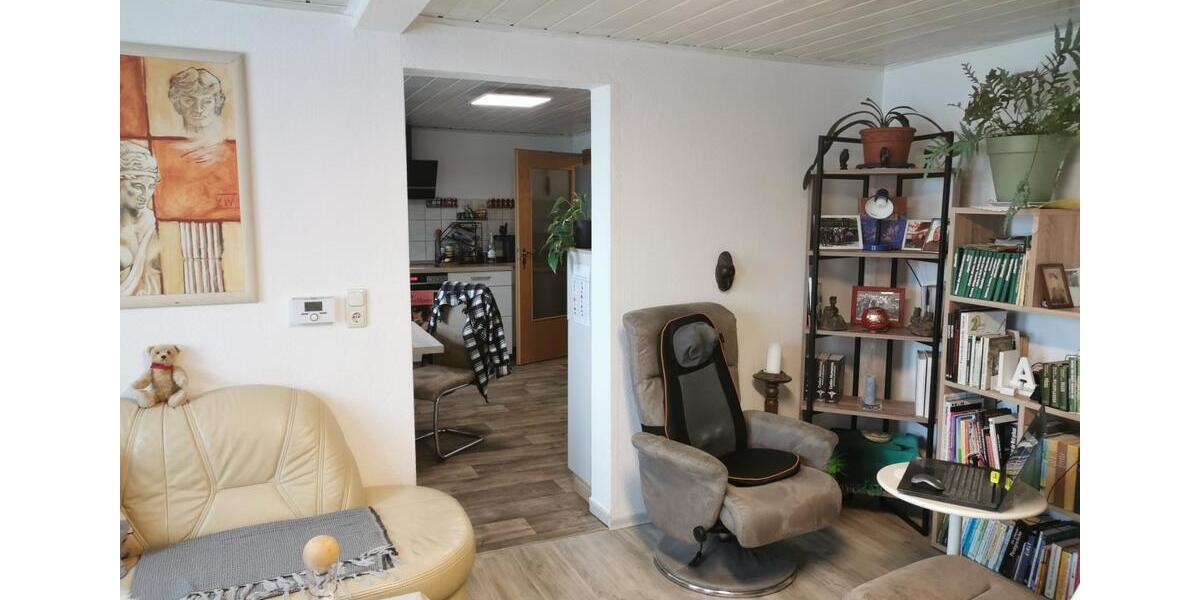 Dachgeschoßwohnung Reichenbach im Vogtland - 3 Zimmer, 70 m&sup2;, 400&euro; | Angebot:24625537