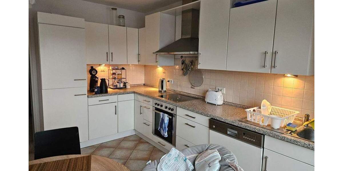 Etagenwohnung Oldenburg Kreyenbrück - 4 Zimmer, 130 m&sup2;, 1.200&euro; | Angebot:26740342