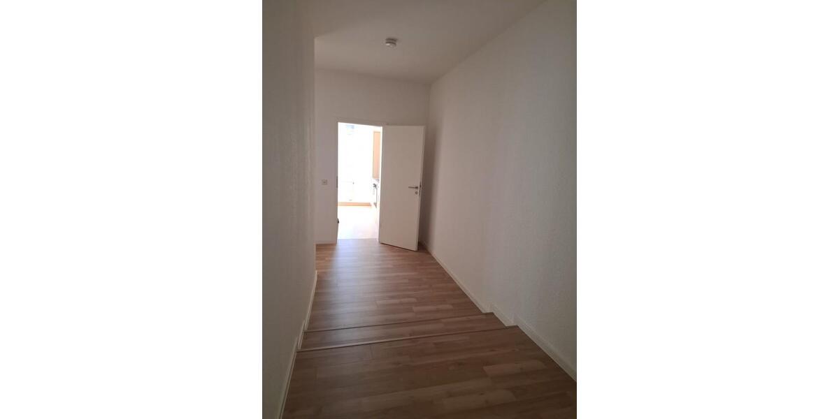 Etagenwohnung Burgstädt - 2 Zimmer, 50 m&sup2;, 290&euro; | Angebot:25976341