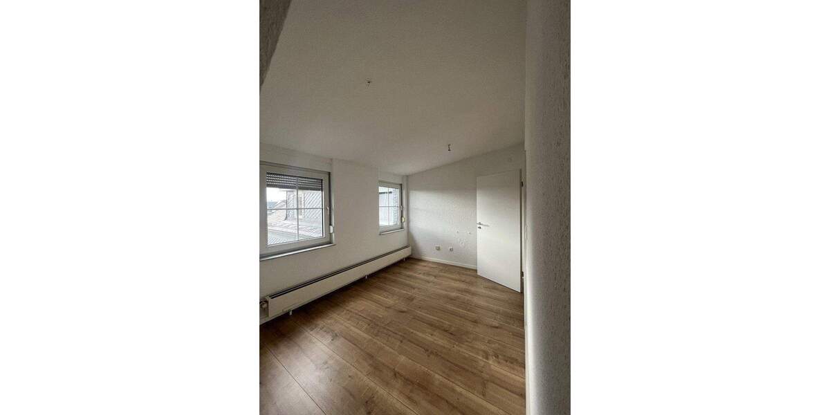 Etagenwohnung Offheim Offheim - 4 Zimmer, 91 m&sup2;, 940&euro; | Angebot:25921274