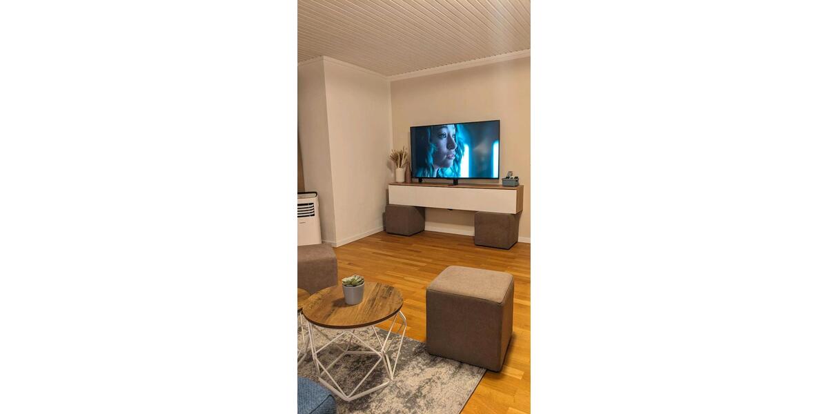 Dachgeschoßwohnung Bonn Tannenbusch - 2 Zimmer, 75 m&sup2;, 2.500&euro; | Angebot:24379807