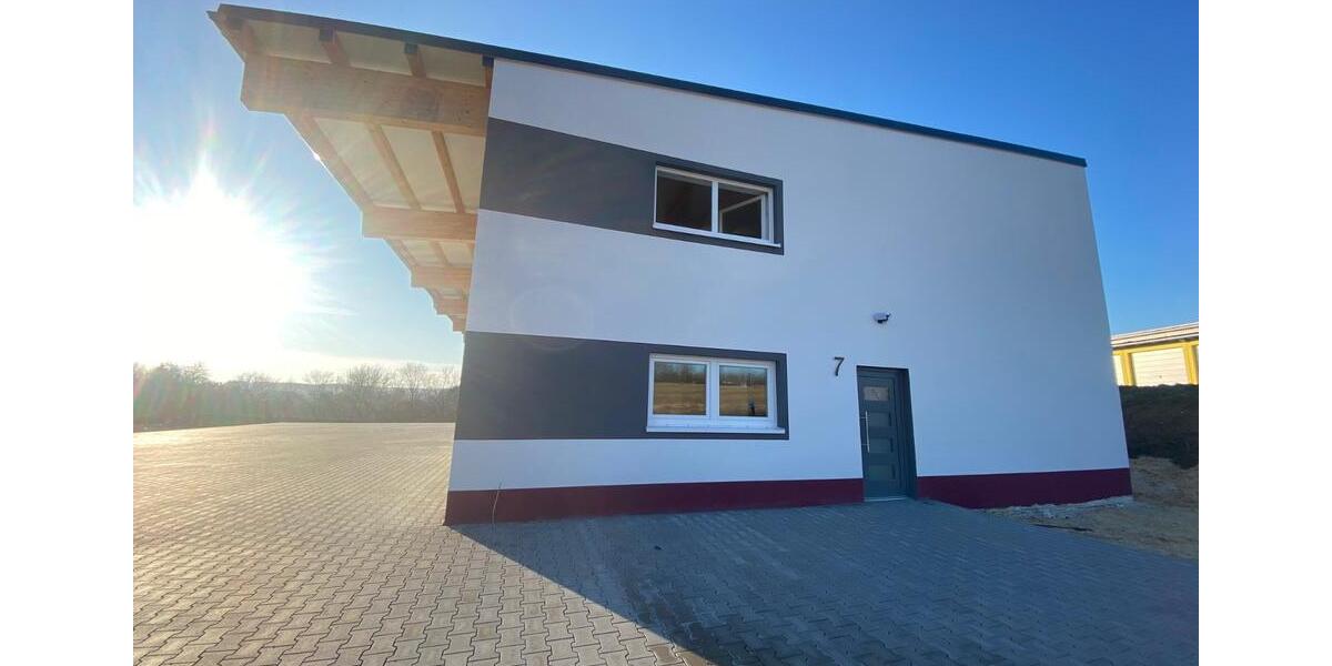 Gewerbeobjekt Hollfeld - 2.800&euro; | Angebot:24735349