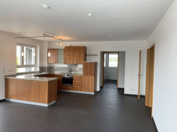 Gut ausgestattete 4-Zimmerwohnung - barrierefrei mit Balkon 4 zimmer