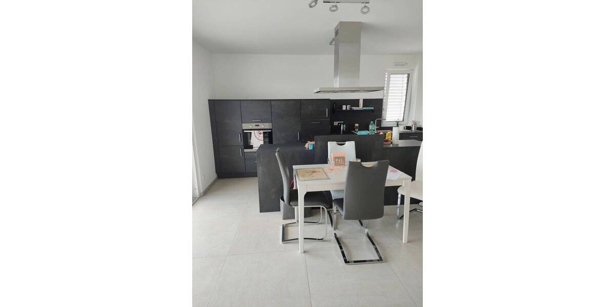 Etagenwohnung Crailsheim - 3 Zimmer, 119 m&sup2;, 1.490&euro; | Angebot:26128079