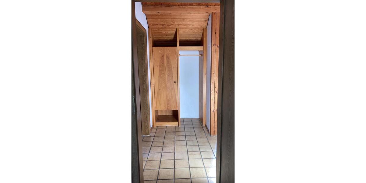 Dachgeschoßwohnung Weichering - 2 Zimmer, 85 m&sup2;, 985&euro; | Angebot:24570006